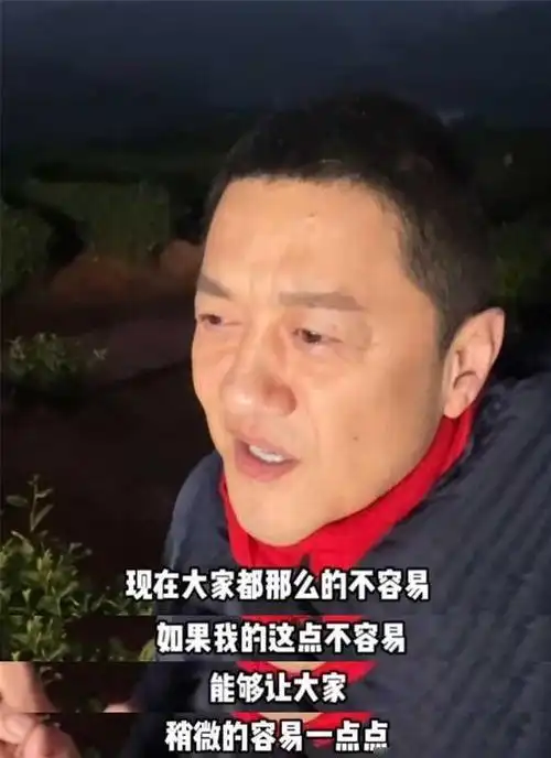 李亚鹏老婆晒全家福回应李亚鹏四千万欠债与后妈相处像姐妹