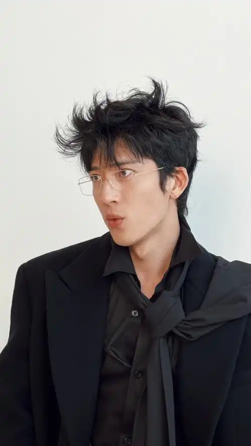 #井柏然衣服反穿##全井摄像机#