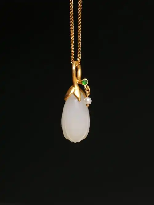 挂坠白玉兰18k金镶玉新疆和田羊脂玉挂吊坠女士颈饰