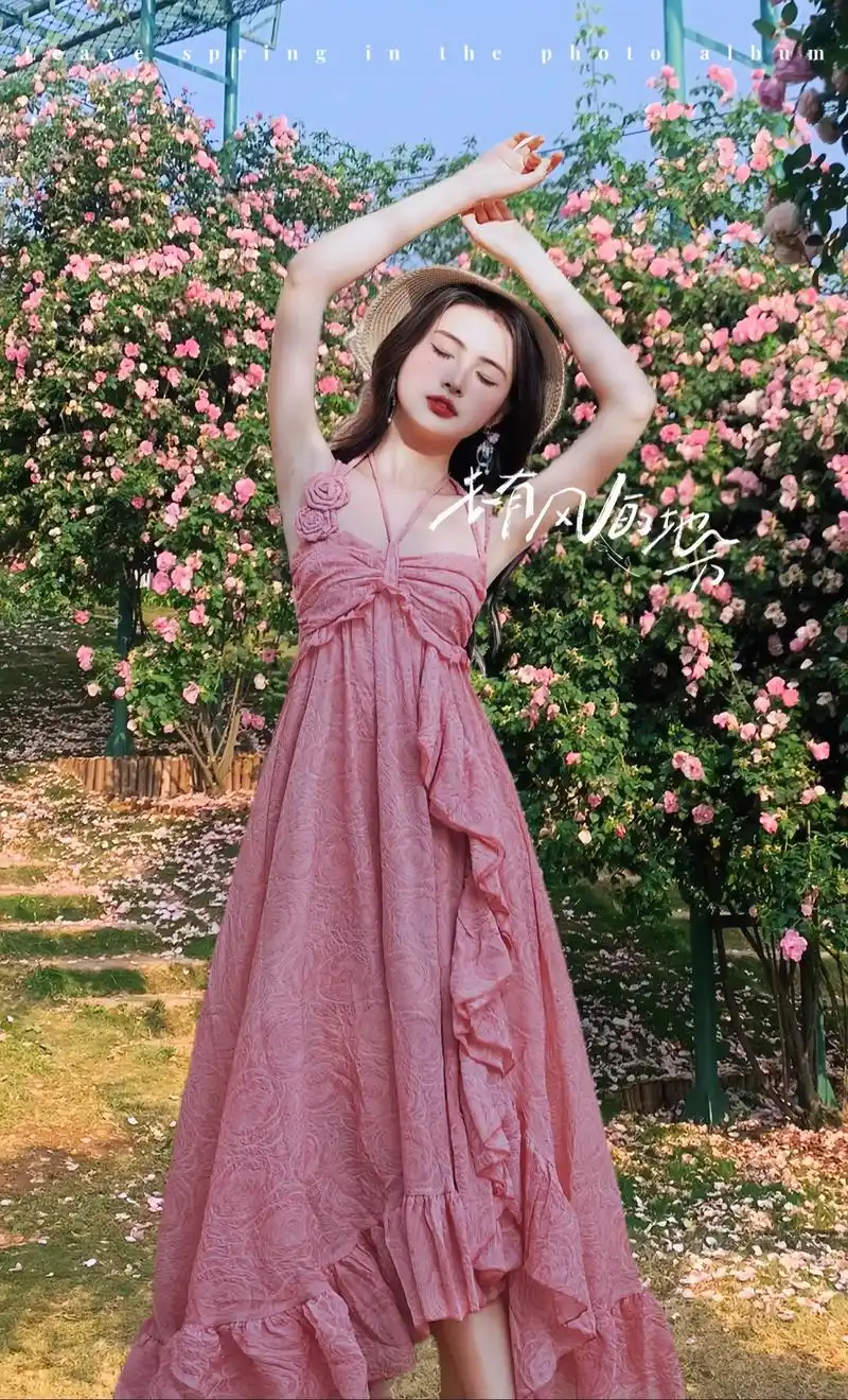 蔷薇温柔粉色连衣裙