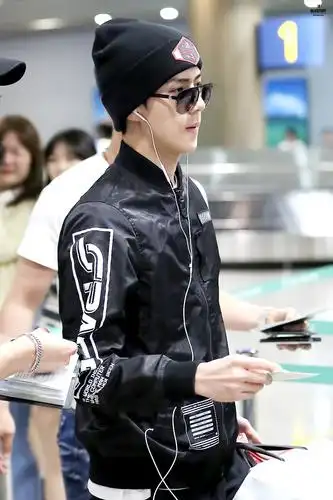 吴世勋 150507 香港-仁川机场