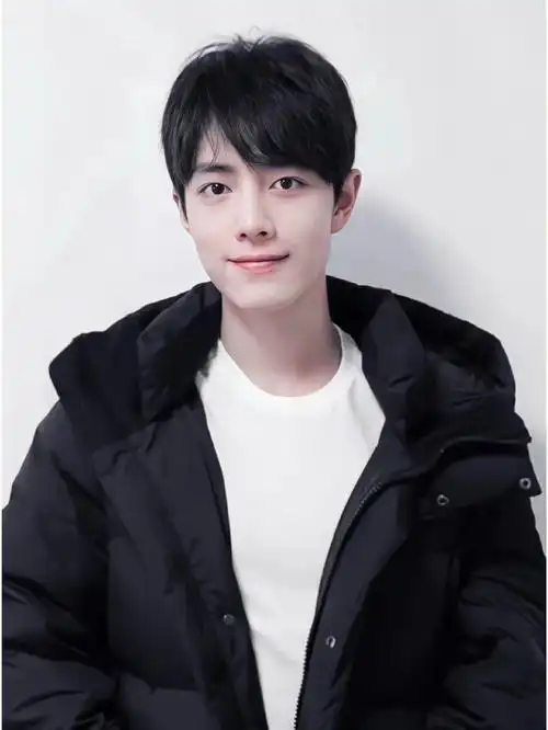 肖战呆萌呆萌的