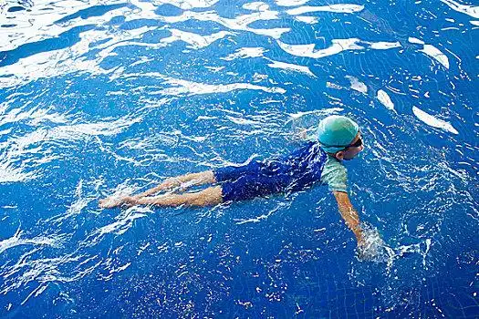 游泳图片_游泳图片大全_游泳图片素材