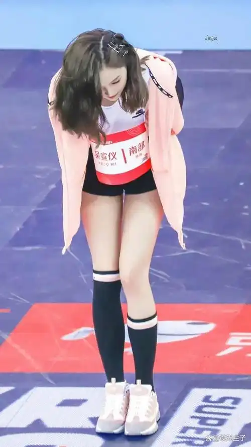 姐姐颇有韩女团风范白到发光曾是火箭少女101颜值担当