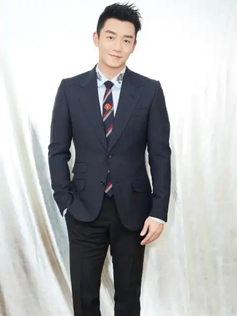 《奔跑吧》还未收官,郑恺新剧即将袭来,女主是鹿晗的搭档!