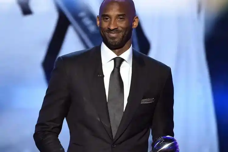 原创长达18年的合作结束科比和耐克解约曼巴球鞋要来了