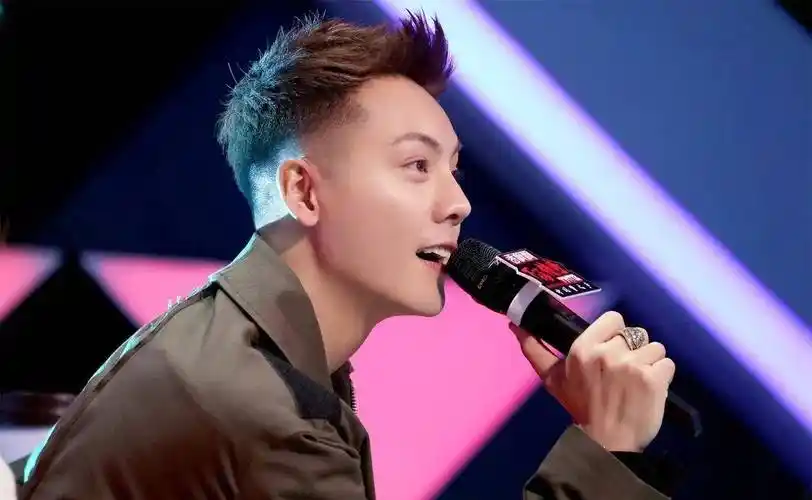 原创陈伟霆片酬从亿到3000万网友不火了还能拿那么多也是厉害了