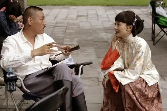 图文铁梨花探班巍子和陈数交流