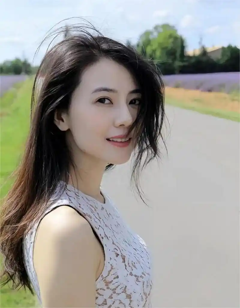 高圆圆当年的出圈神图,是多少人的壁纸和头像[期待][色] #秋日生活