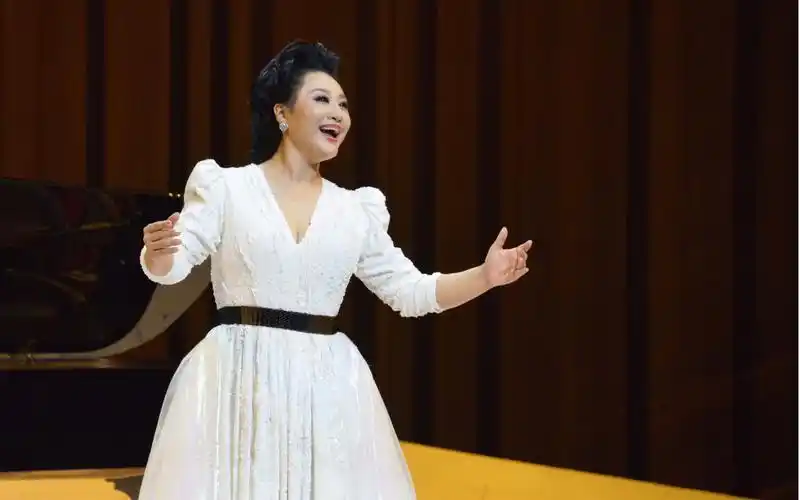 国家大剧院"声如夏花"线上音乐会 女高音歌唱家周晓琳 人们叫我咪咪>