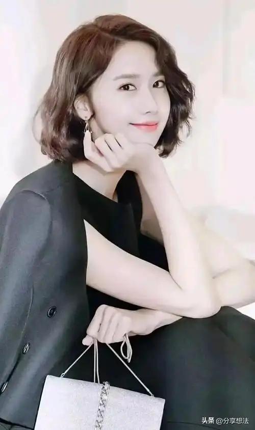 林允儿明星壁纸(8)