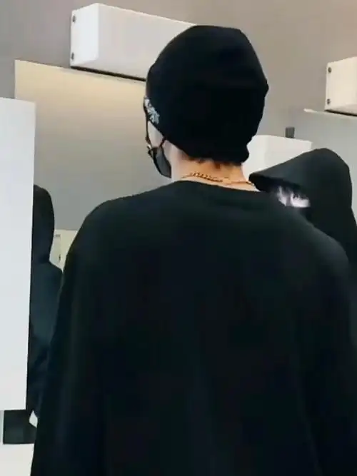 刘耀文叁重楼暨出道四周年演唱会