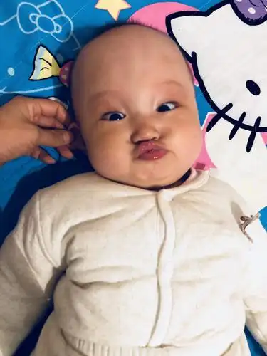 宝宝嘟嘴表情包,哈哈哈哈|嘟嘴|表情包|宝宝_新浪网