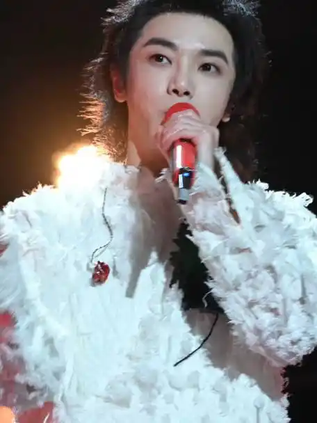 华晨宇加盟季风音乐会##华晨宇元宵节快乐