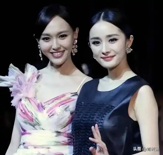上海这一夜看到获奖的唐嫣才知她和杨幂当初的选择差别有多大