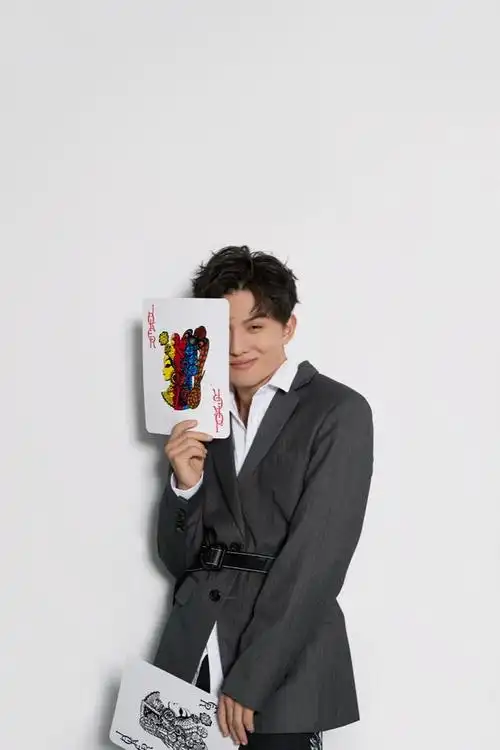 4郑伟的微博(香奈儿辛普森微博)-扬升资讯网