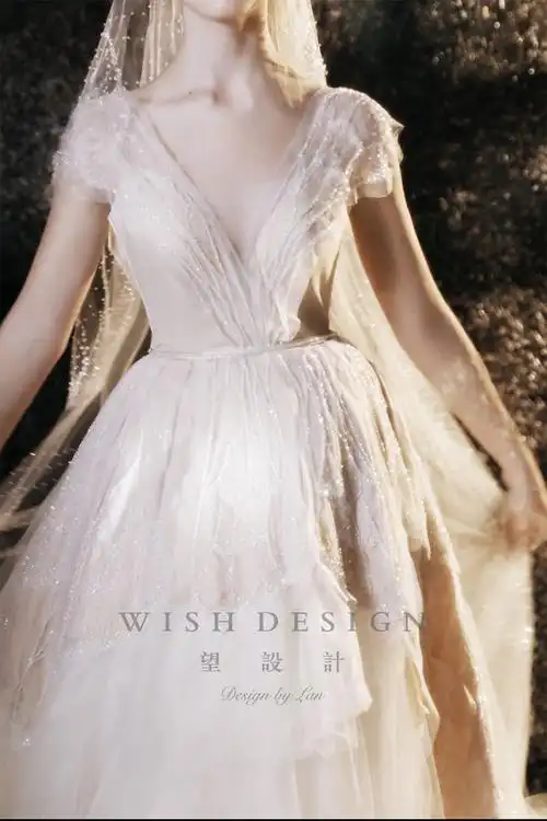 婚纱设计师兰奕2019雪与樱蝶