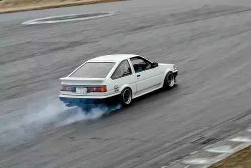 漂移练习场上的奇葩们