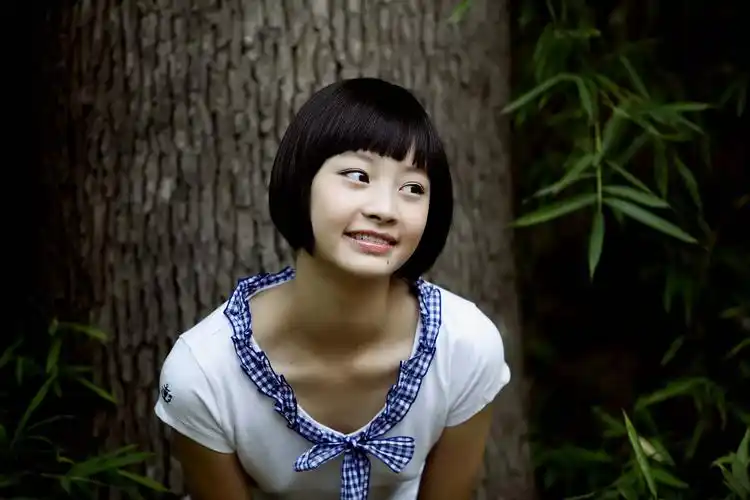 【原创】漂亮的中学女生