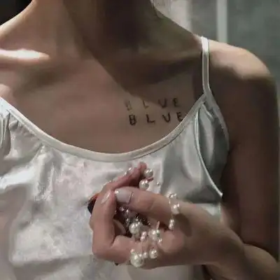 超撩人的性感部位真人女头图片 最新好看优质ins风部位女头