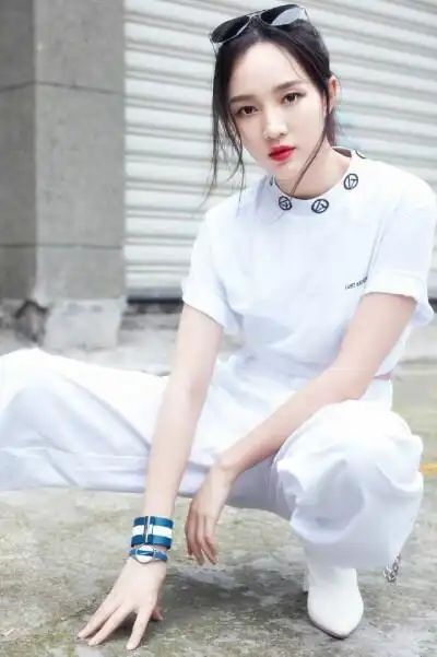 孟佳直言找不到结婚的理由:全凭个人意愿,别人谁都管不着|婚姻|张含韵