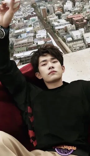 帅弟弟易烊千玺