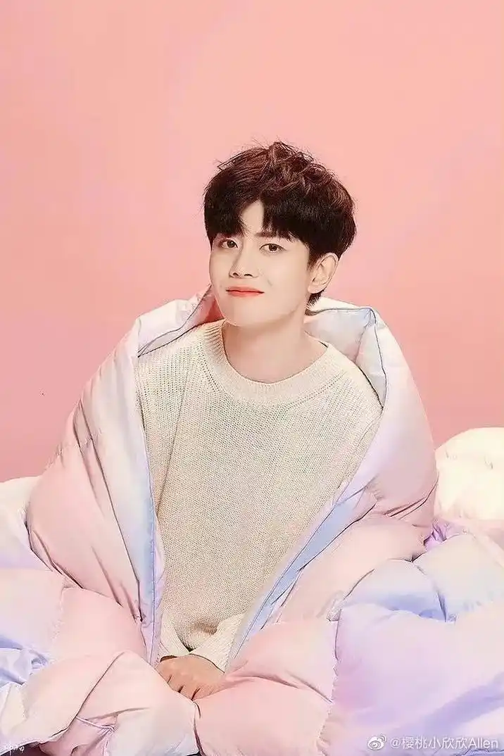 任嘉伦每张照片都那么帅 - 抖音