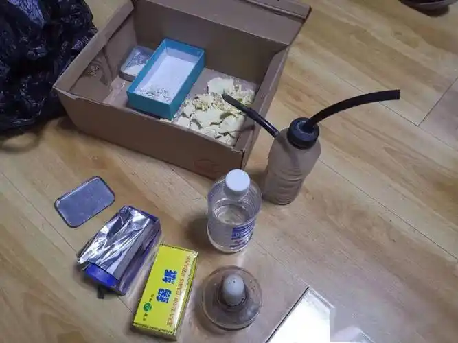 临汾破获一起吸毒,制毒案!_师某_毒品_进行