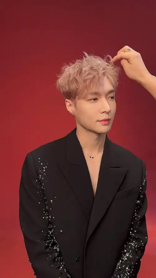 qeelin全球品牌代言人张艺兴