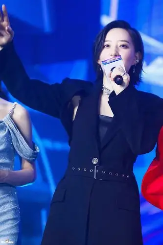 还有人没看过李斯丹妮在盖世英雄的舞台吗