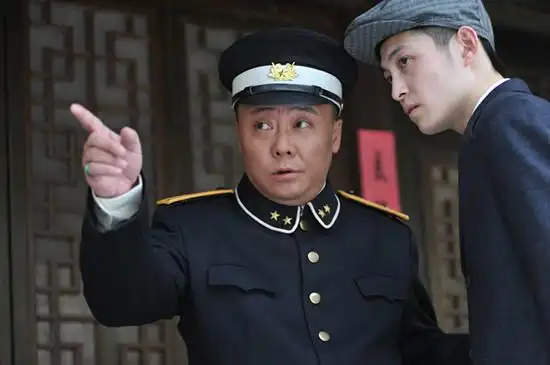 娱乐讯 命运史诗巨制《乱世三义》的热播成为本年度电视剧收视的奇迹