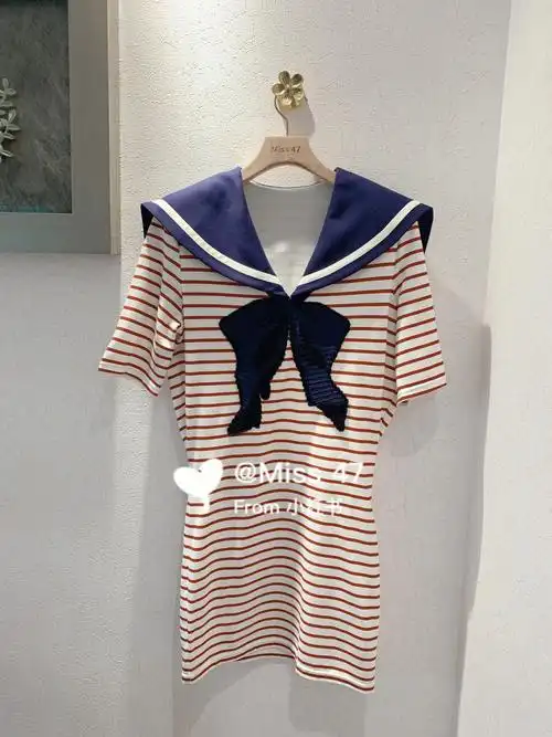 uooyaa乌丫条纹海军领连衣裙
