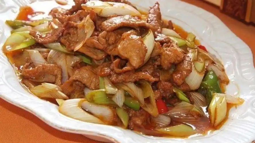 怎样做蟹黄豆腐,葱爆羊肉卷,荞子炒春笋等香喷喷的热菜?