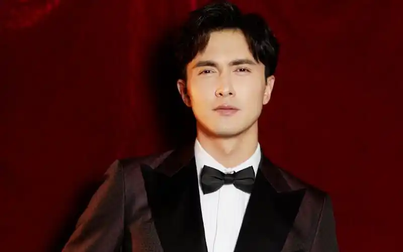 高伟光儒雅帅气写真图片桌面壁纸高清大图预览1920x1200_大陆明星下载