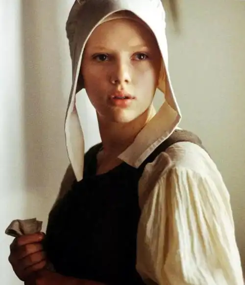 《小鬼当家3》,一夜之间成为全国知名的童星;1984年出生的寡姐,妈妈和