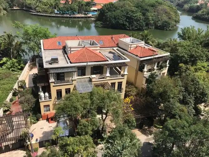 华侨城纯水岸别墅3000万豪华装修带电梯