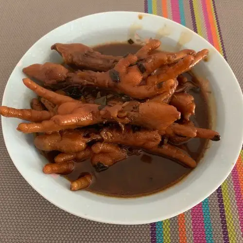 红烧鸡脚