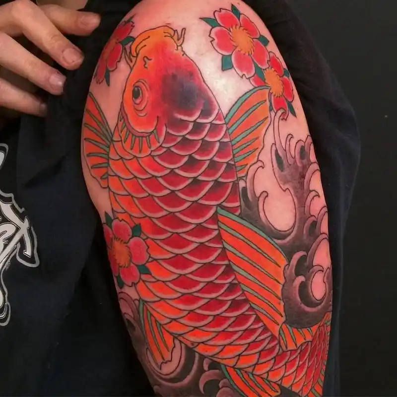 纹身idea|日式传统之锦鲤 7515 锦鲤,相传勇敢地攀登瀑布,一旦被