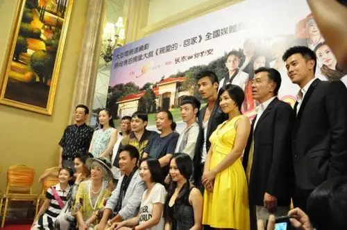 亲爱的回家热拍蒋毅韩雪上演情感纠葛