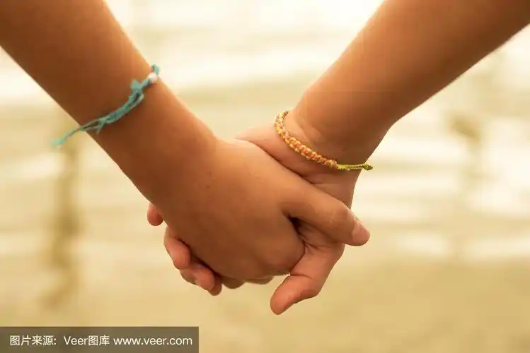 快乐小朋友朋友牵手夏日时光