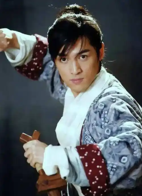 她的一句无心之语,却成就了李逍遥的胡歌,让仙剑一出道即巅峰_成功