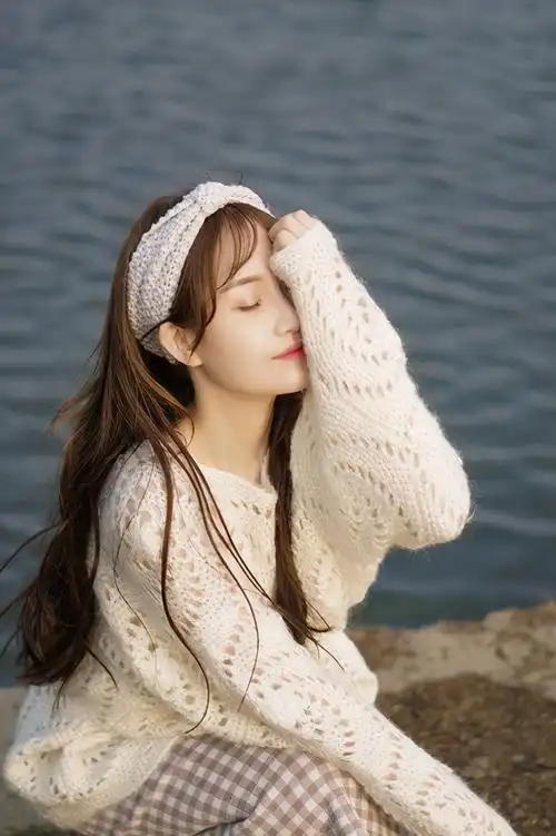 女生拍照怎么拍才好看,女生拍照姿势大全超级简单