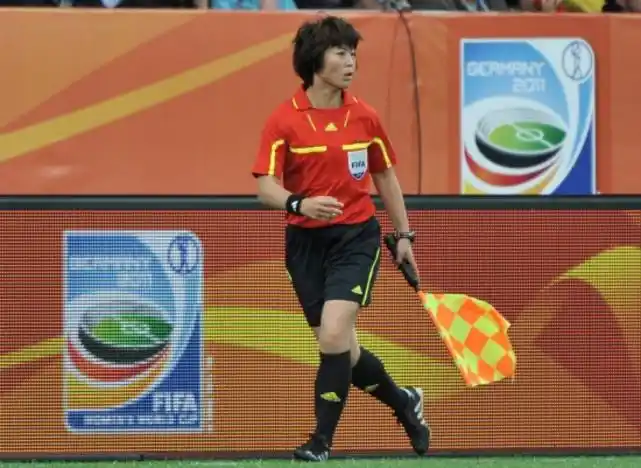 专访张玲玲校园里走出的女金旗书写别样女性足球故事