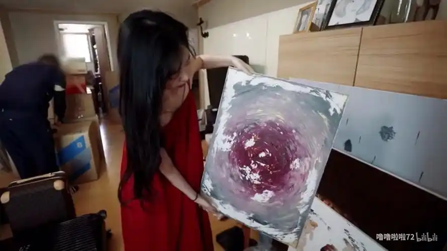 如何解读雪莉的ins账号的画