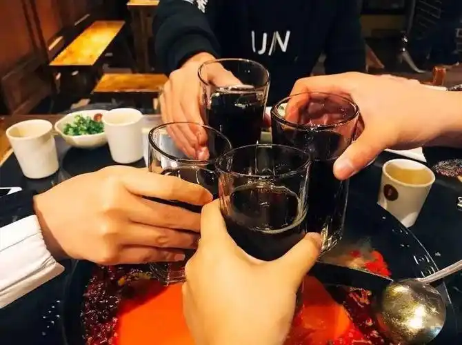 如何看待喝酒应酬?