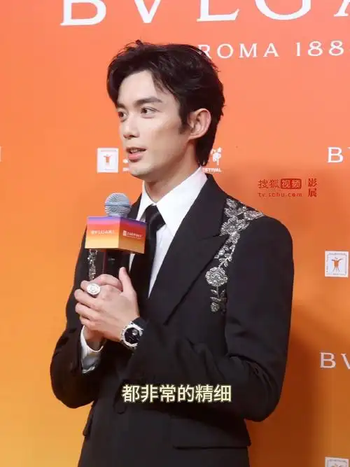 吴磊这小脑瓜里藏的啥?怎么这么会说话?采访粉又幸福了