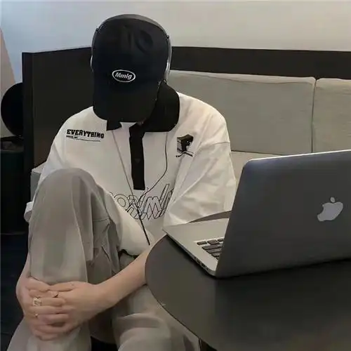 ins高颜值情侣头像单人