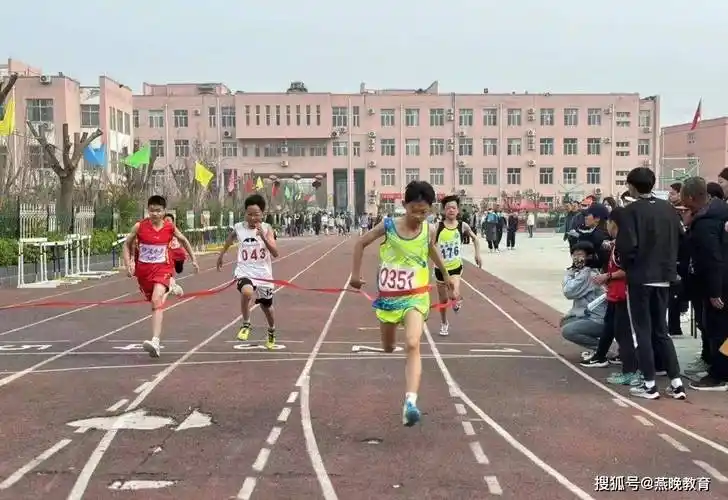 武强县府兴小学运动健儿在武强县中小学生运动会中斩获佳绩