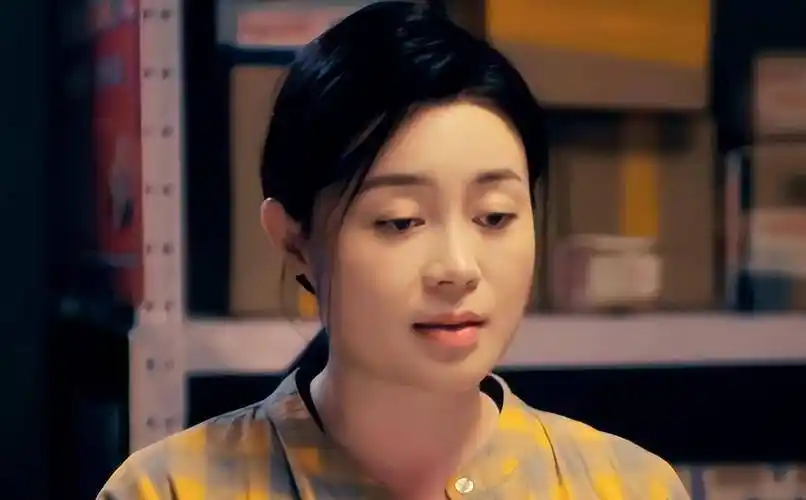 2009年,关婷娜接到了一个大活,也就是《乡村爱情》系列,兴奋之下,她把