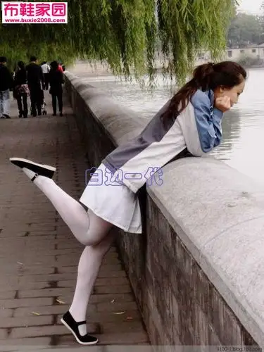 【布鞋情怀】朴素优雅的一带式布鞋(美女行专辑)(116p)